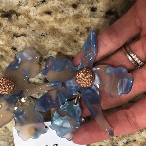 Jewelry - New blue clear resin flower statement earrings Jewelry - New blue clear resin flower statement earrings